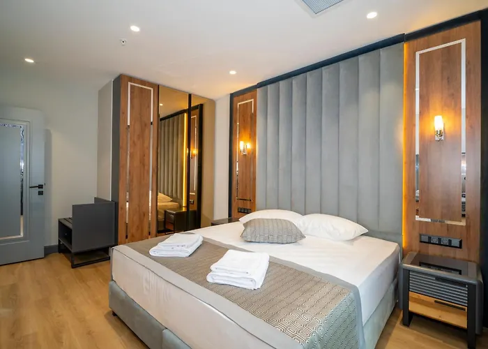 Couette-café Rusel Park 4*