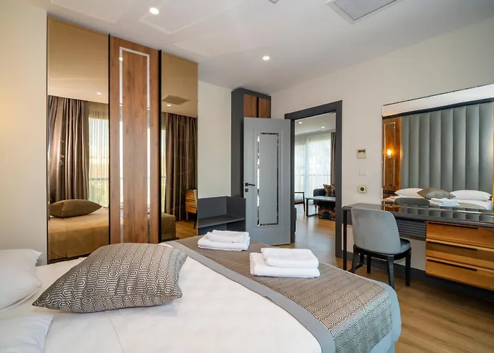 Couette-café Rusel Park 4*