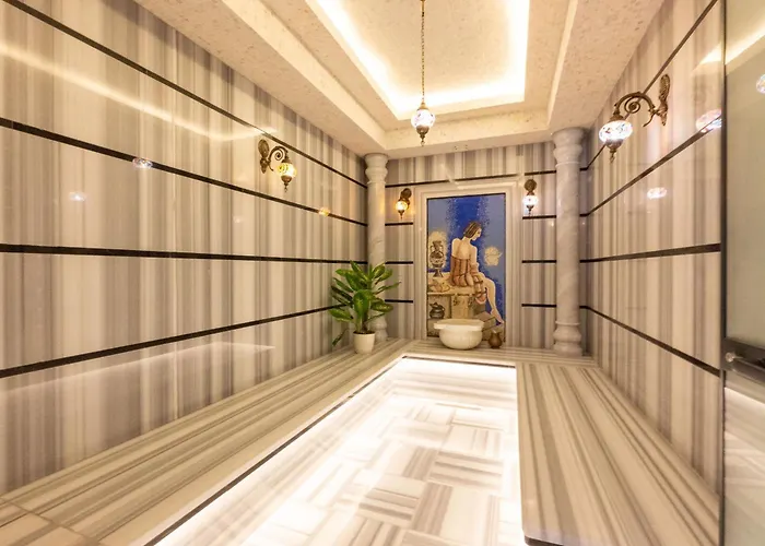 Rusel Park Couette-café 4*