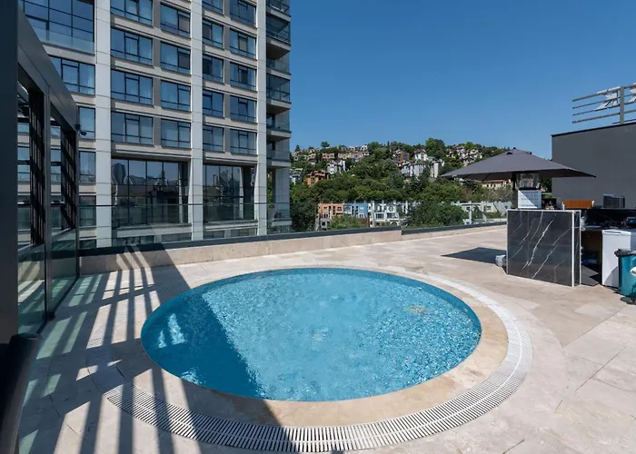 Rusel Park Couette-café 4*